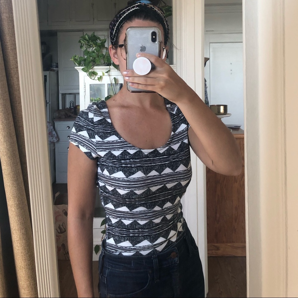 Patterned top with exposed back